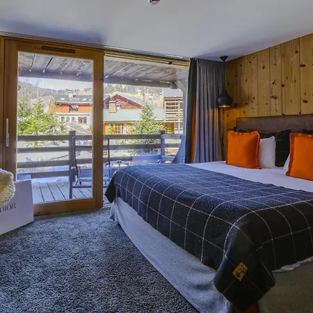M De Hotel