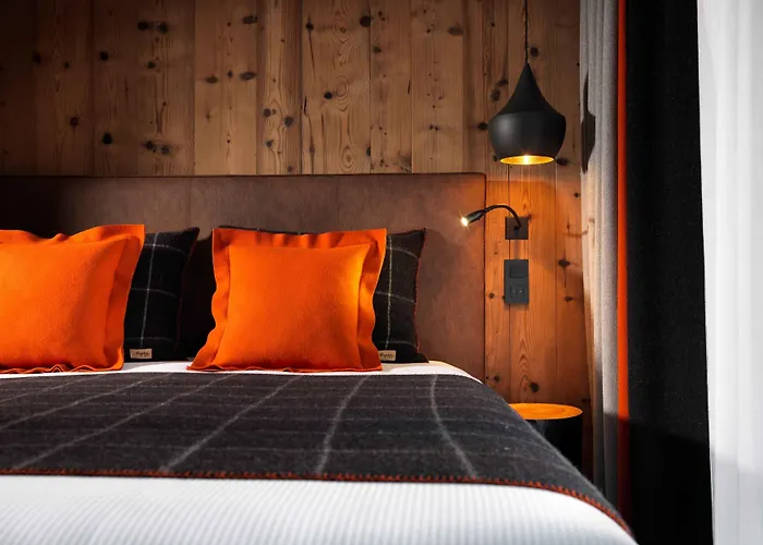 M De Hotel 5*